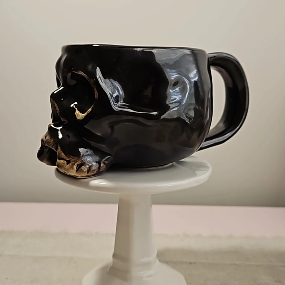 Williams Sonoma Skull Ceramic MUG ~HALLOWEEN~